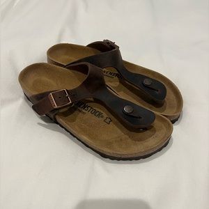 Brand New Women’s Gizeh Oiled Leather Birkenstocks Size 38